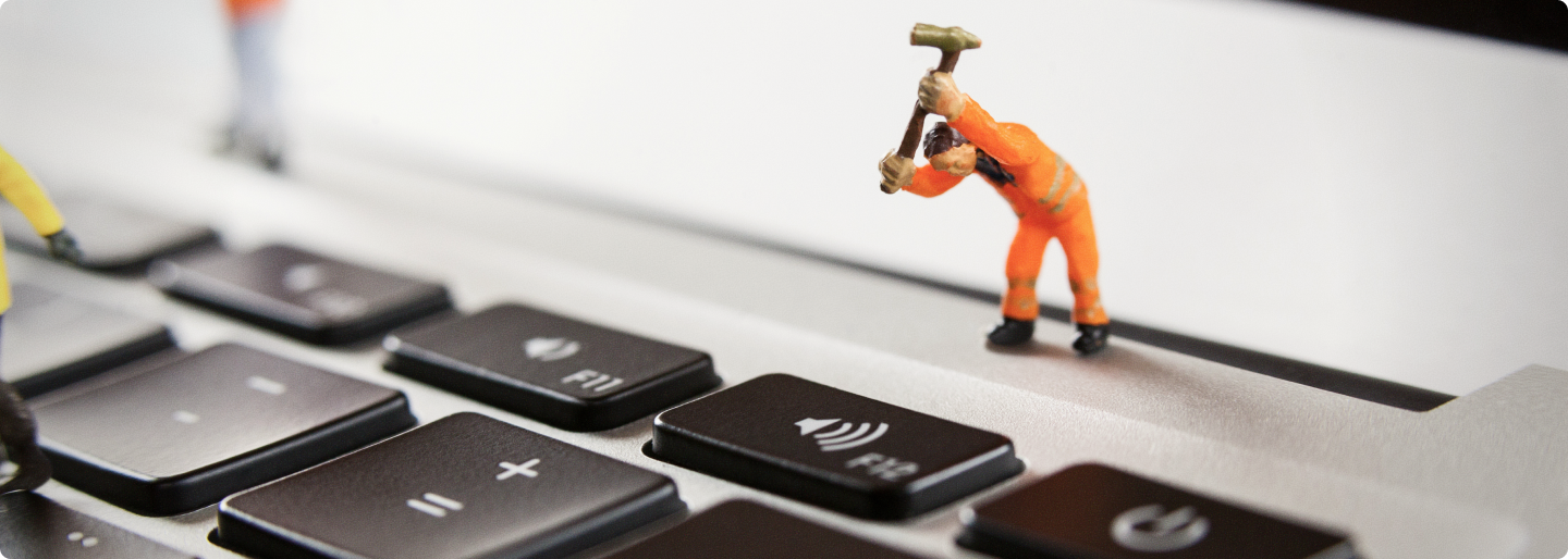 Co to jest maintenance? Na czym polega utrzymanie stron, sklepow i systemow IT